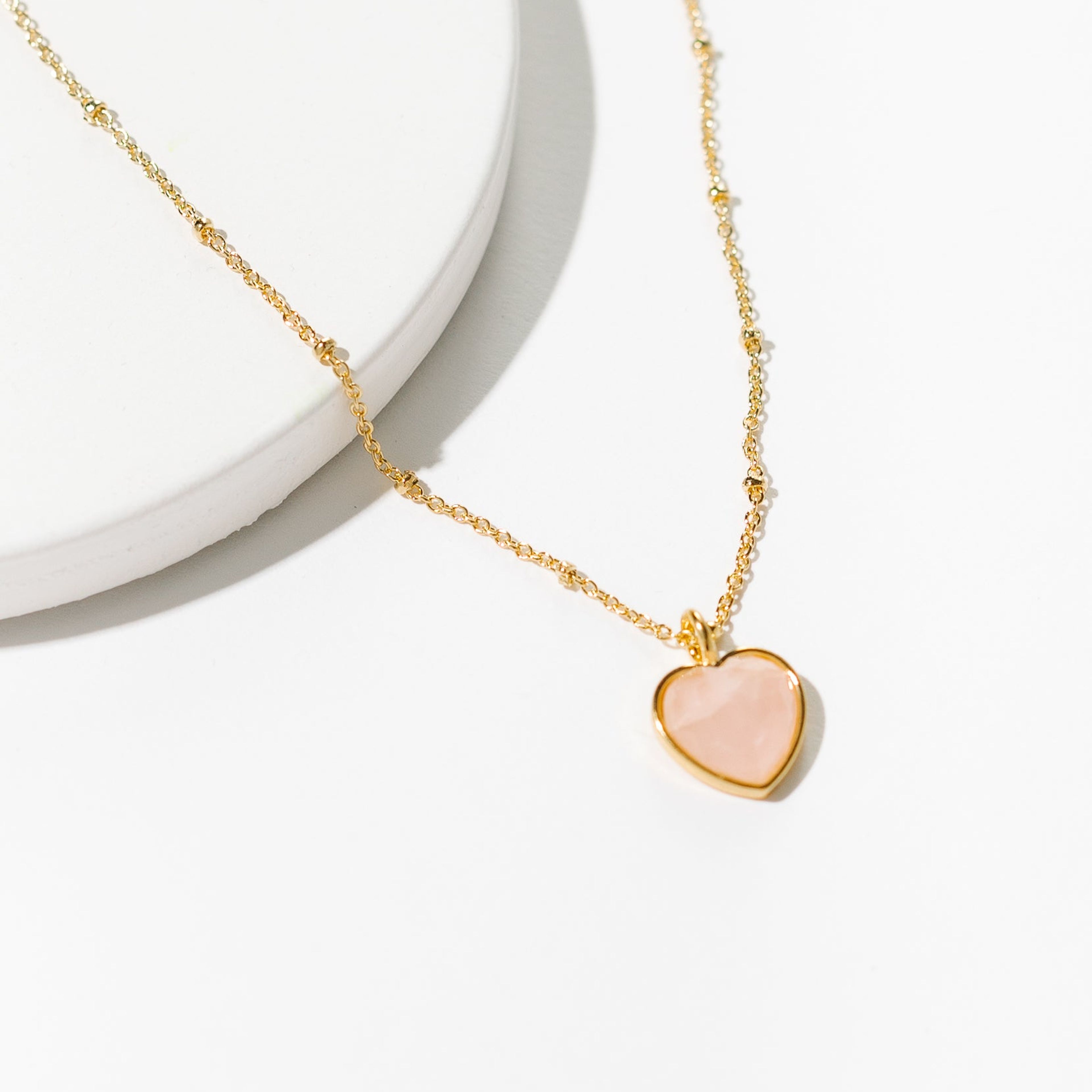 Cove Necklace Rose Quartz Heart Gold