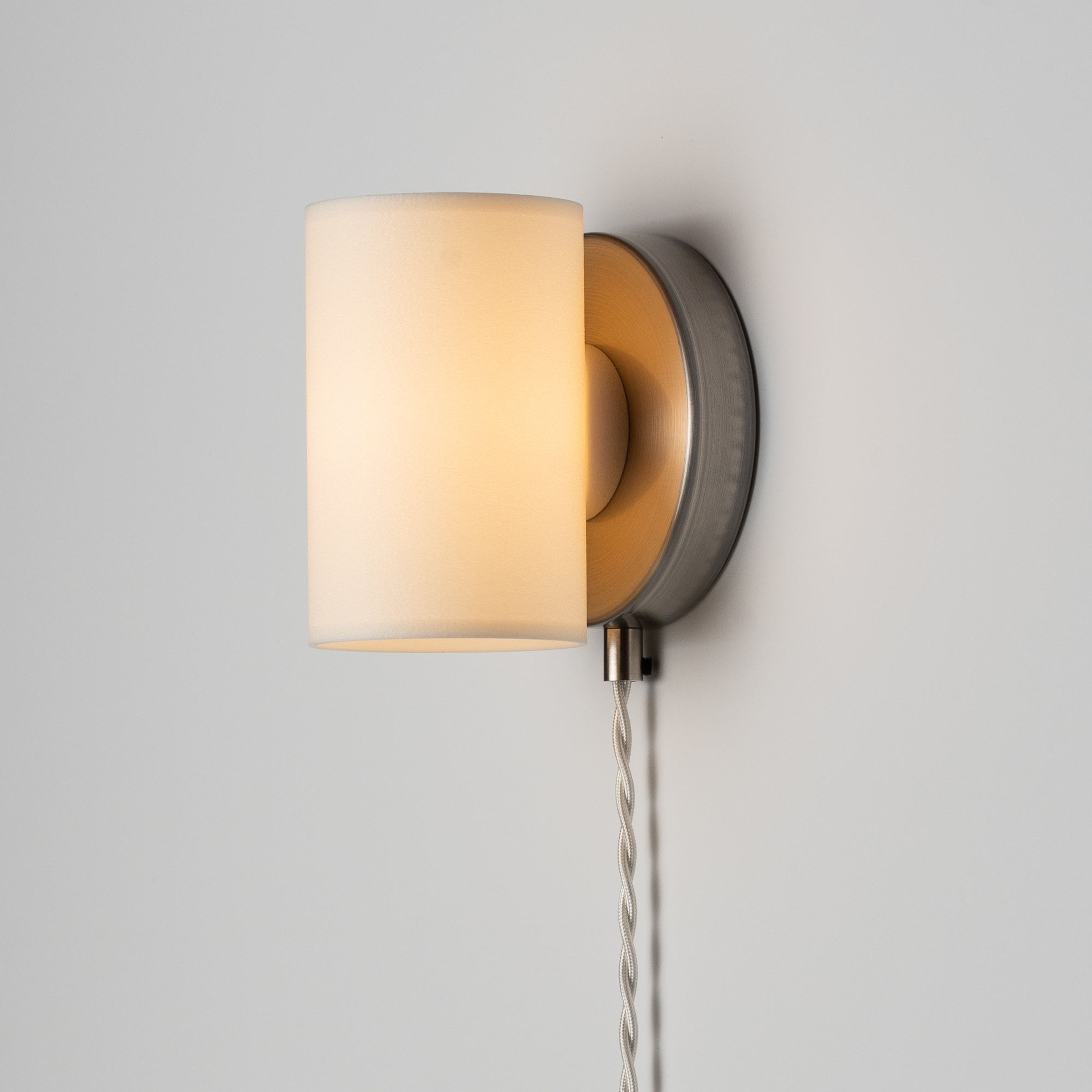 CY Sconce Wired Plug-in