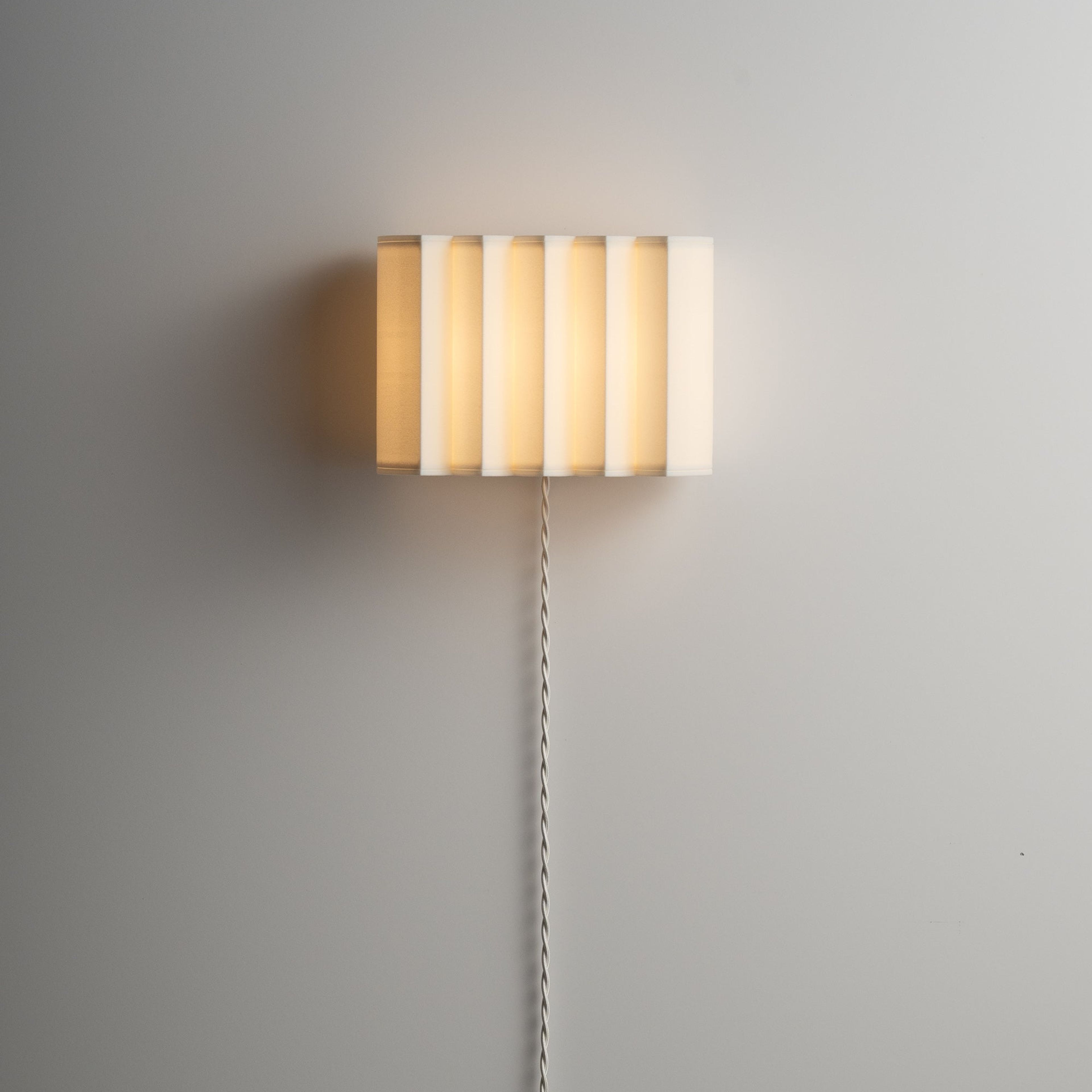 GALLERY Sconce Wired Plug-in