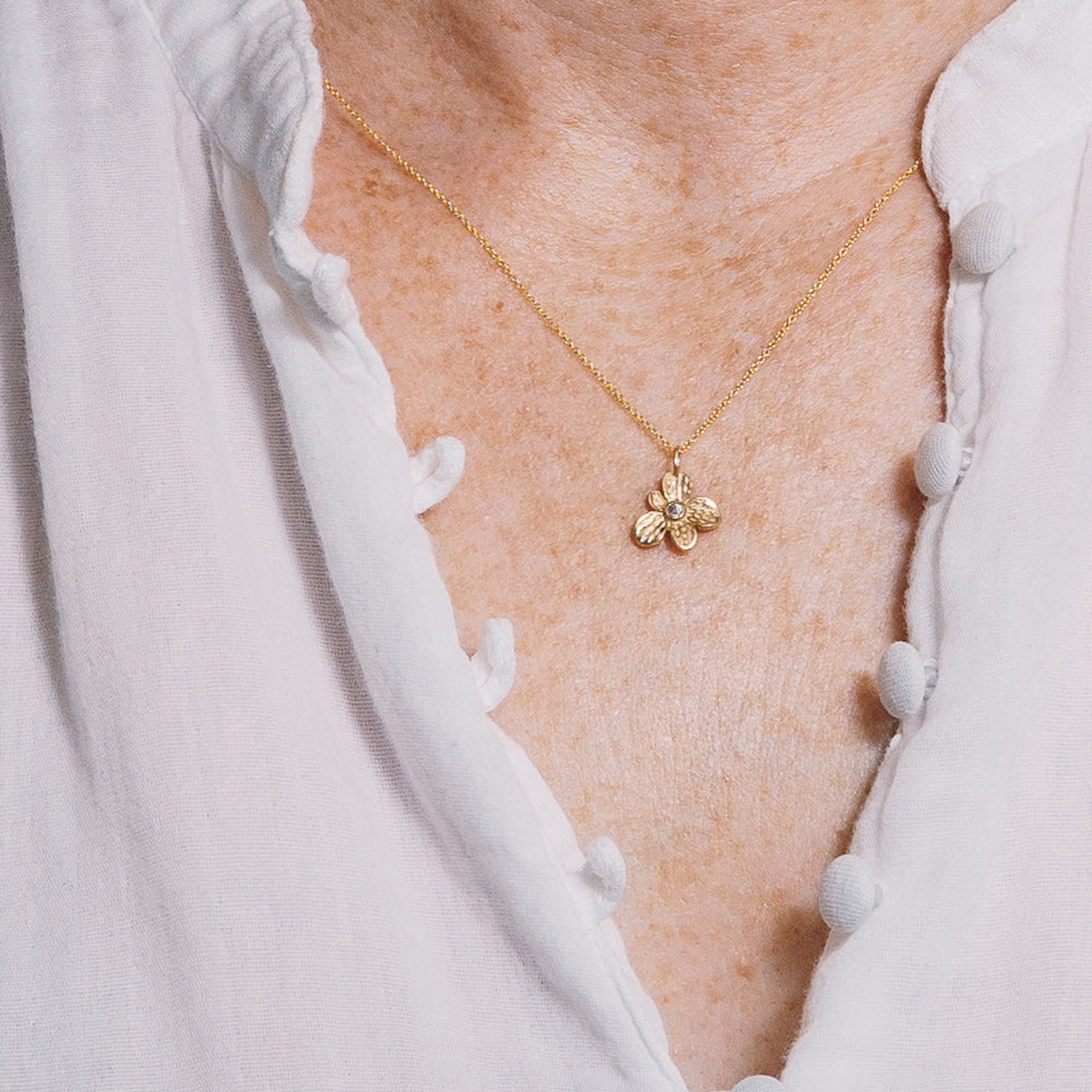 Fleur Necklace | White Sapphire | 14K Gold