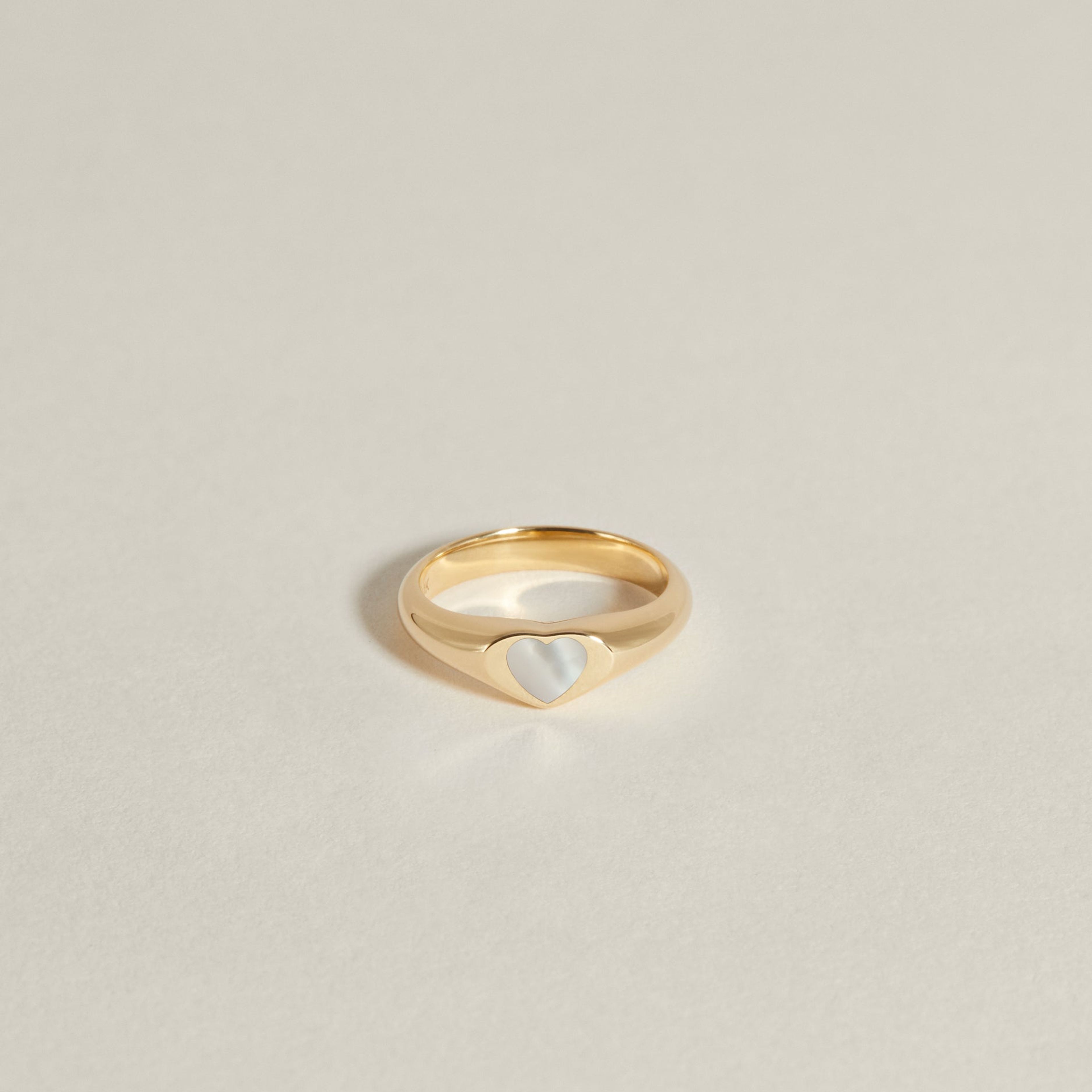 Baby Ring (Mother of Pearl)