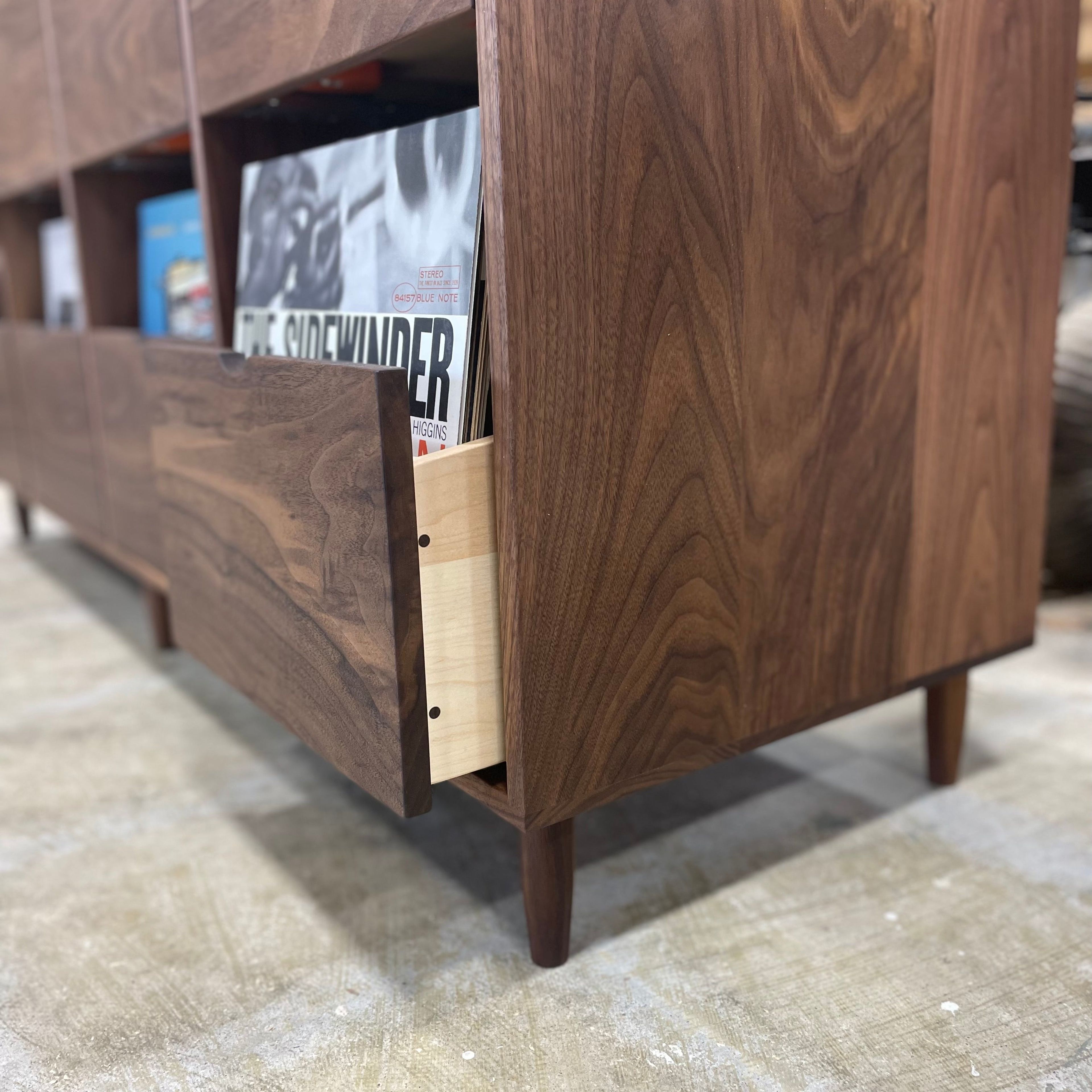 Record Credenza 4, 6 or 8 Drawers