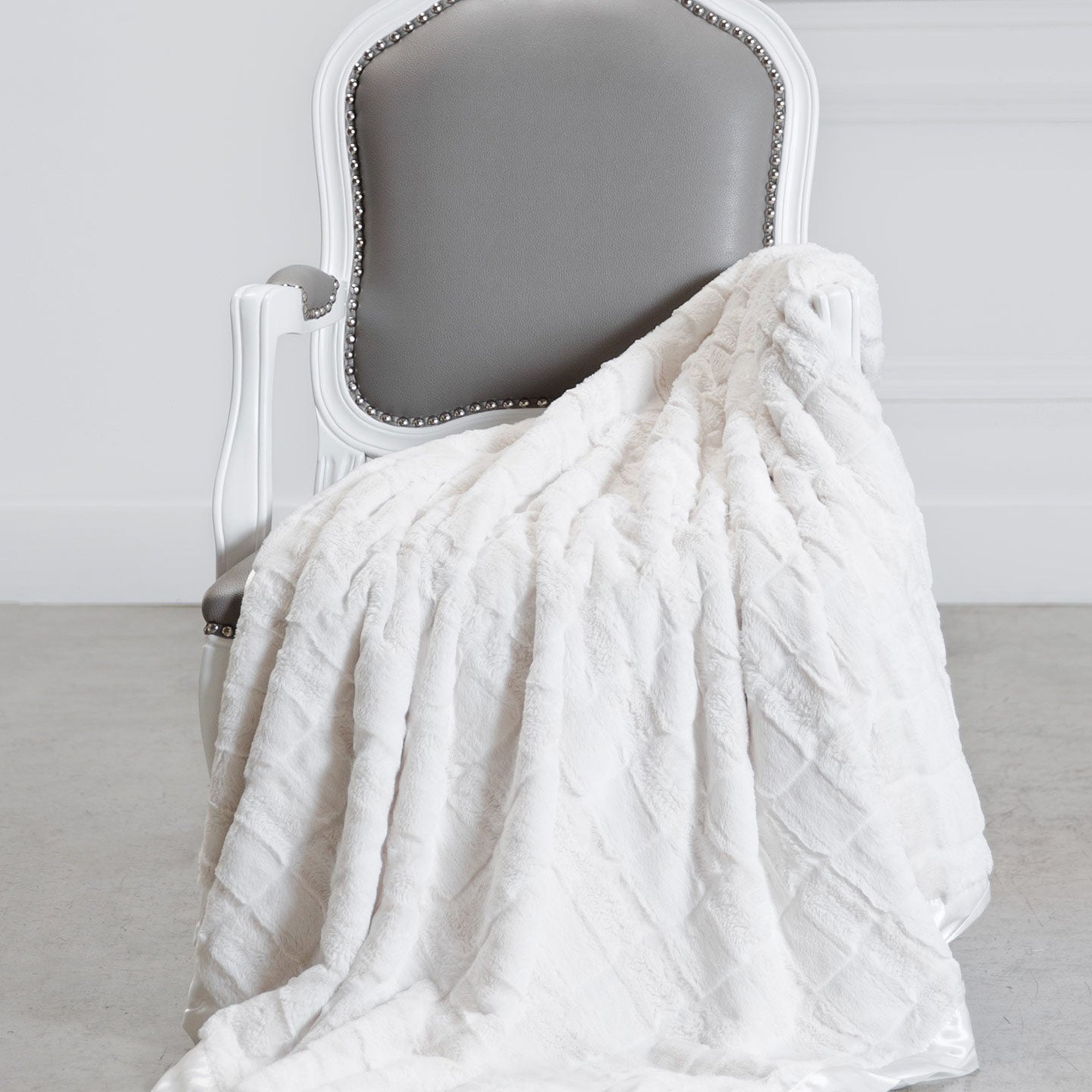 Luxe Waterfall Throw