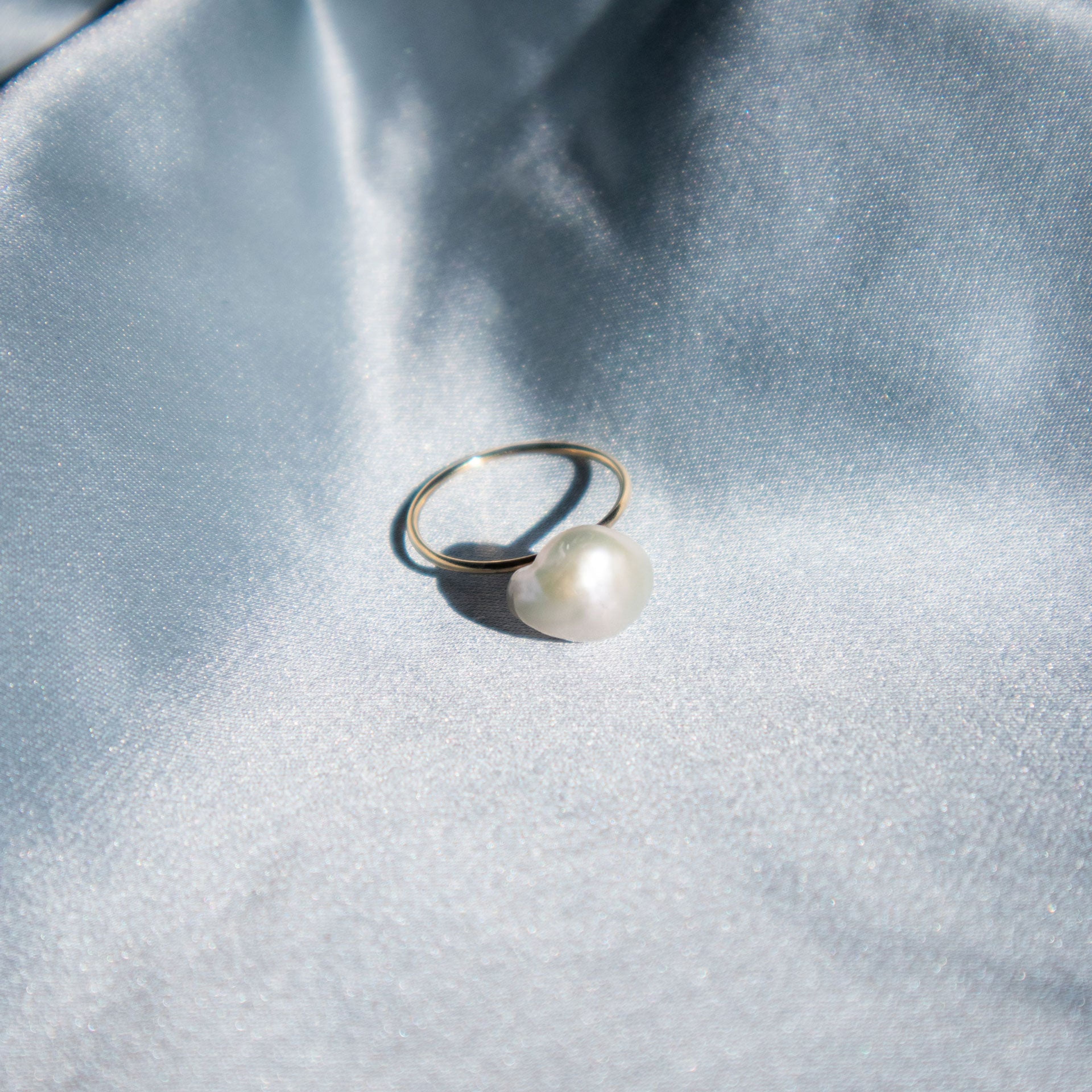 Imogen — Pearl skinny gold ring