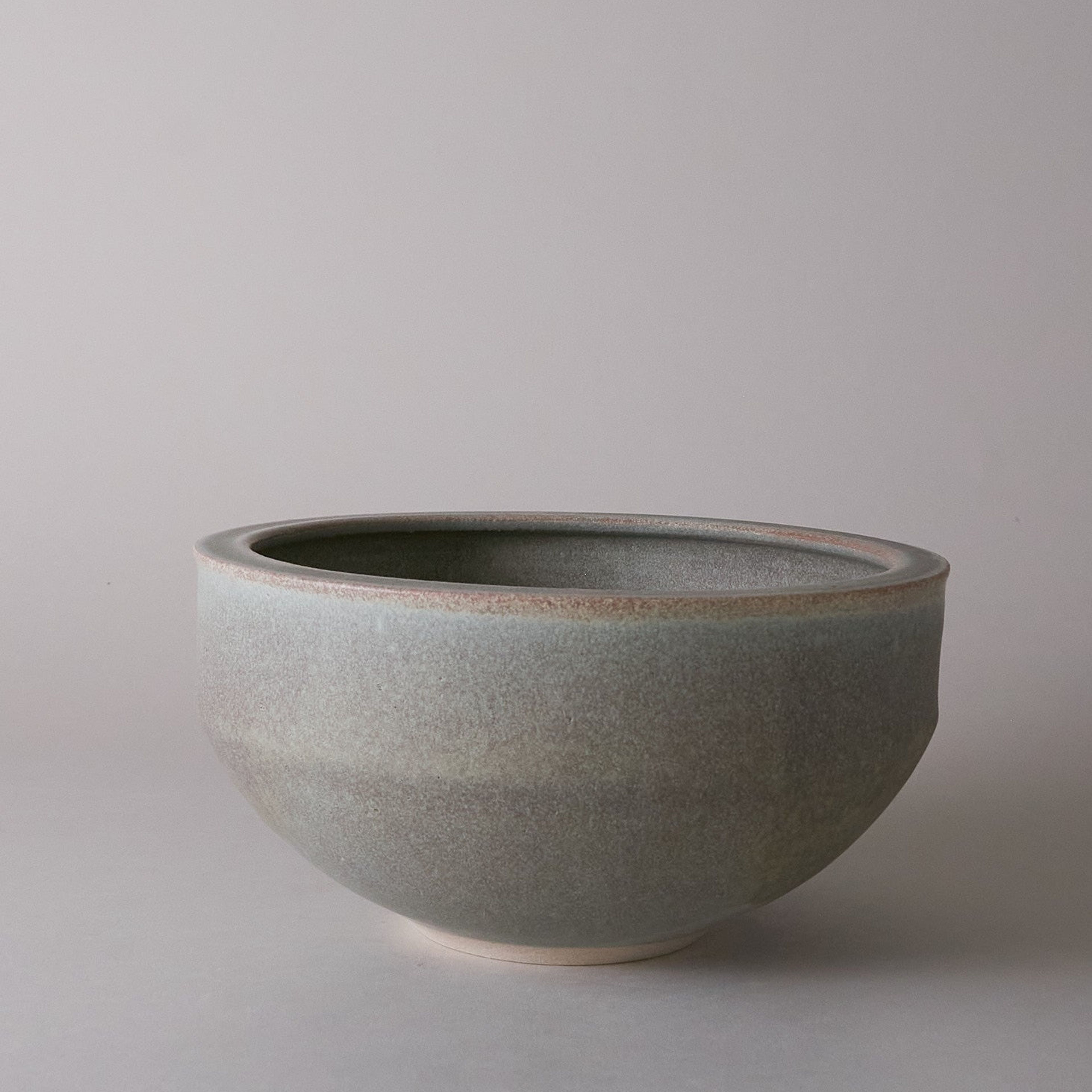 Small Ledge Series Bowl in Mineral