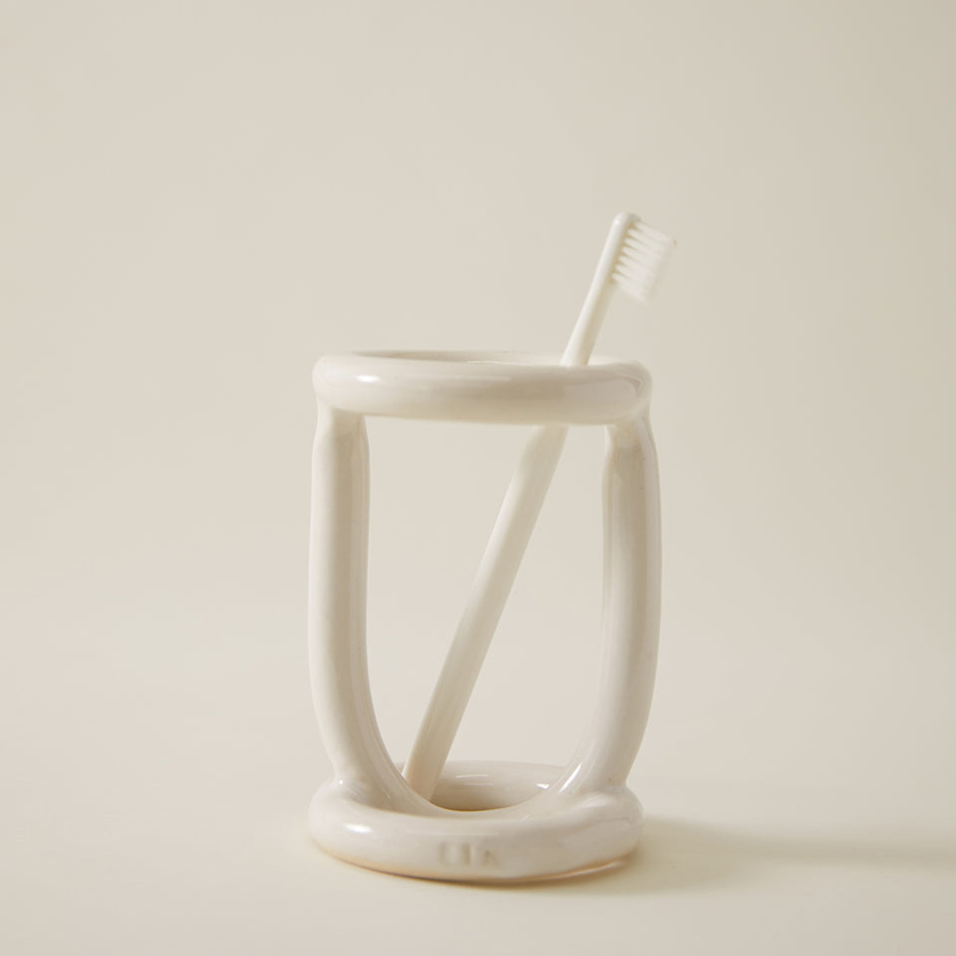 *OOPS* Buoy Toothbrush Holder, White