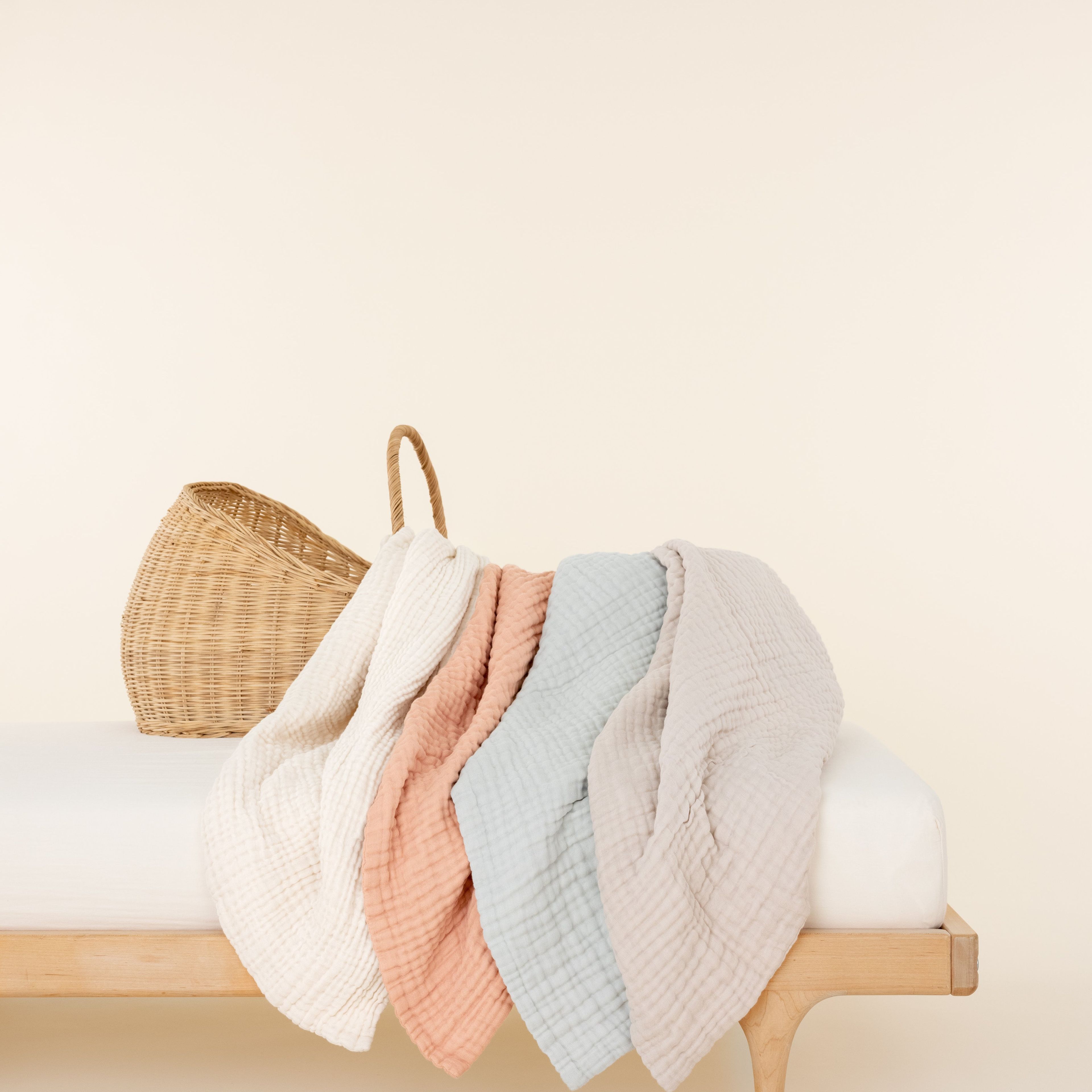 basic burp cloth + blanket set (4 colors)