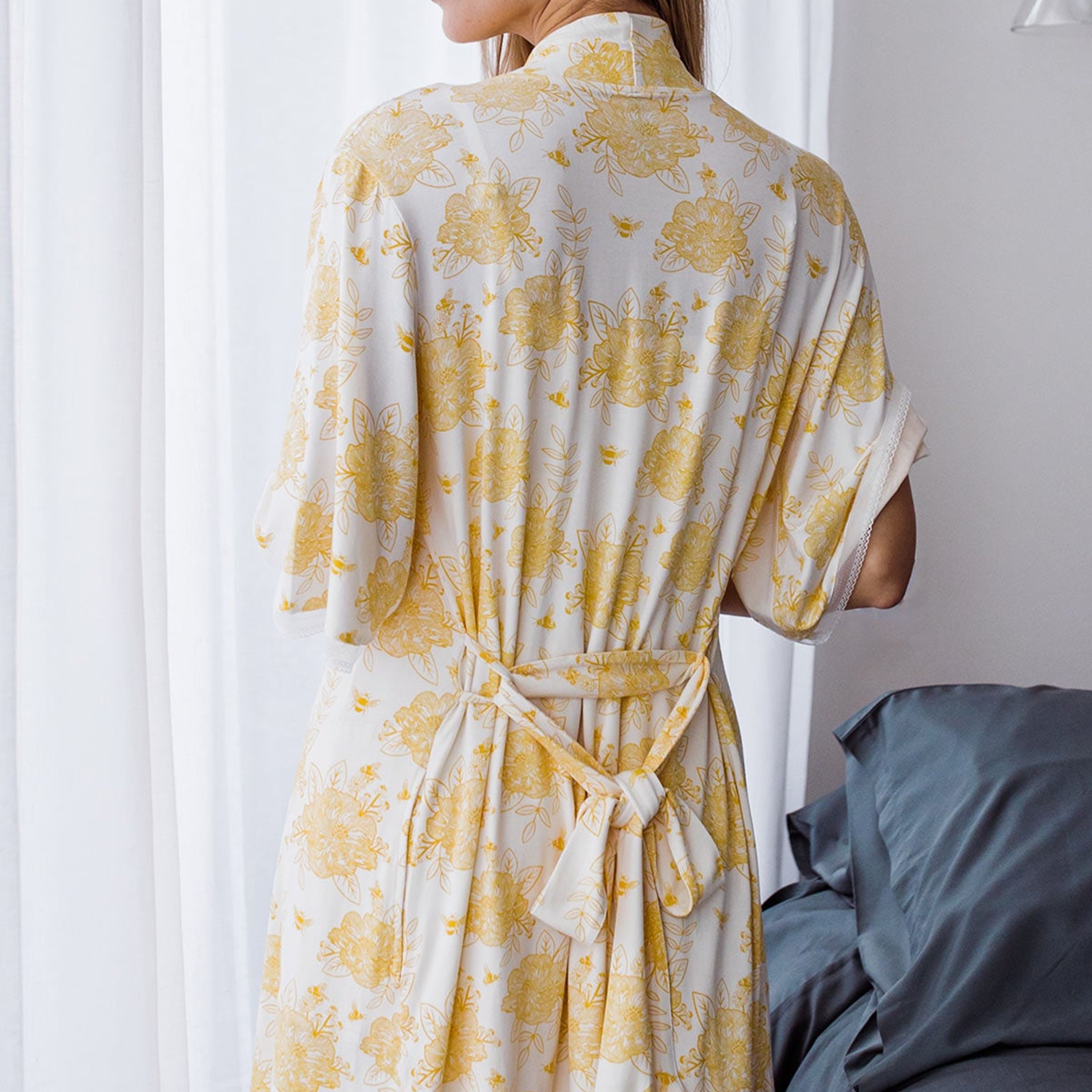 Iris Kimono Sleeve Belted Bamboo Lace Robe