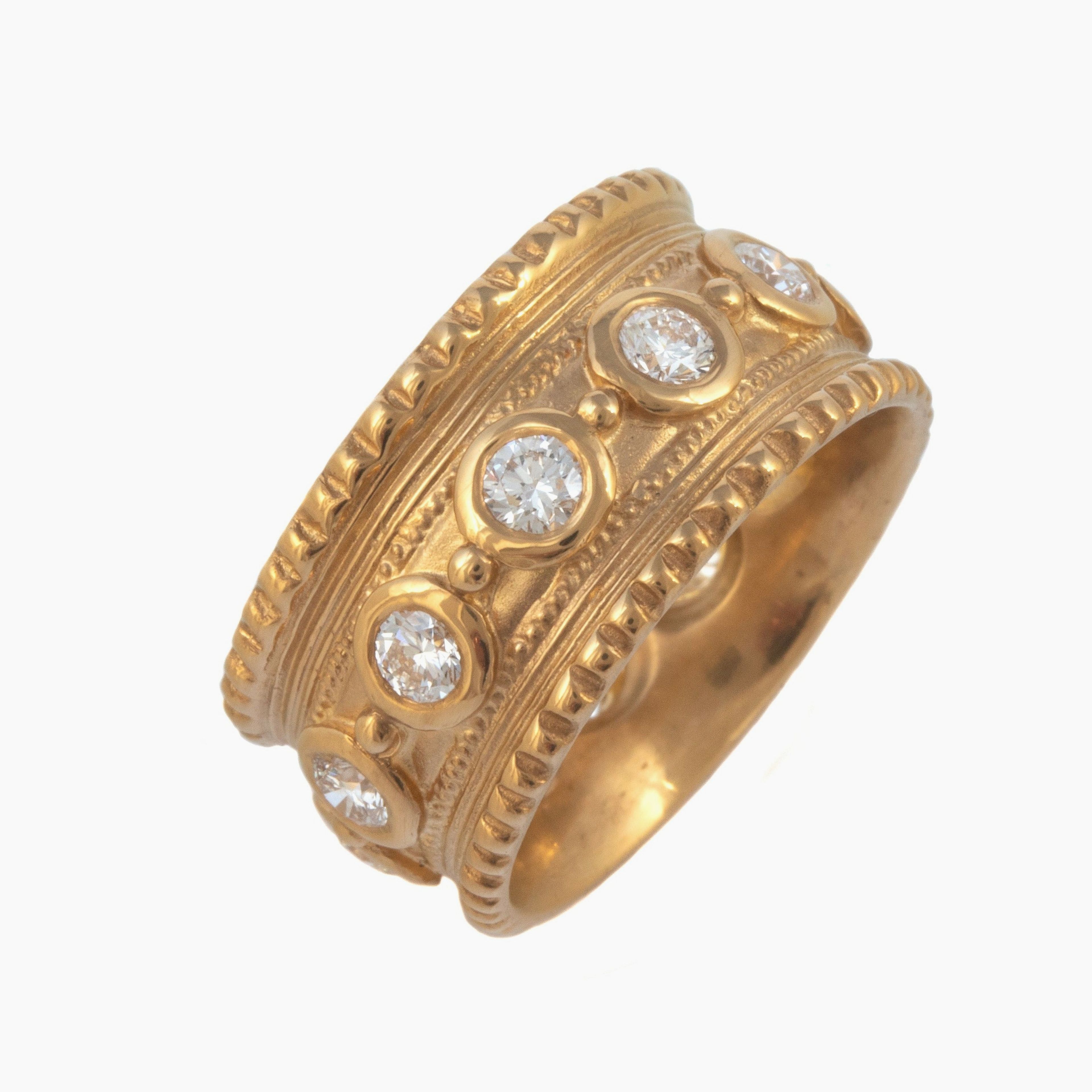 Minos Ring with Diamonds