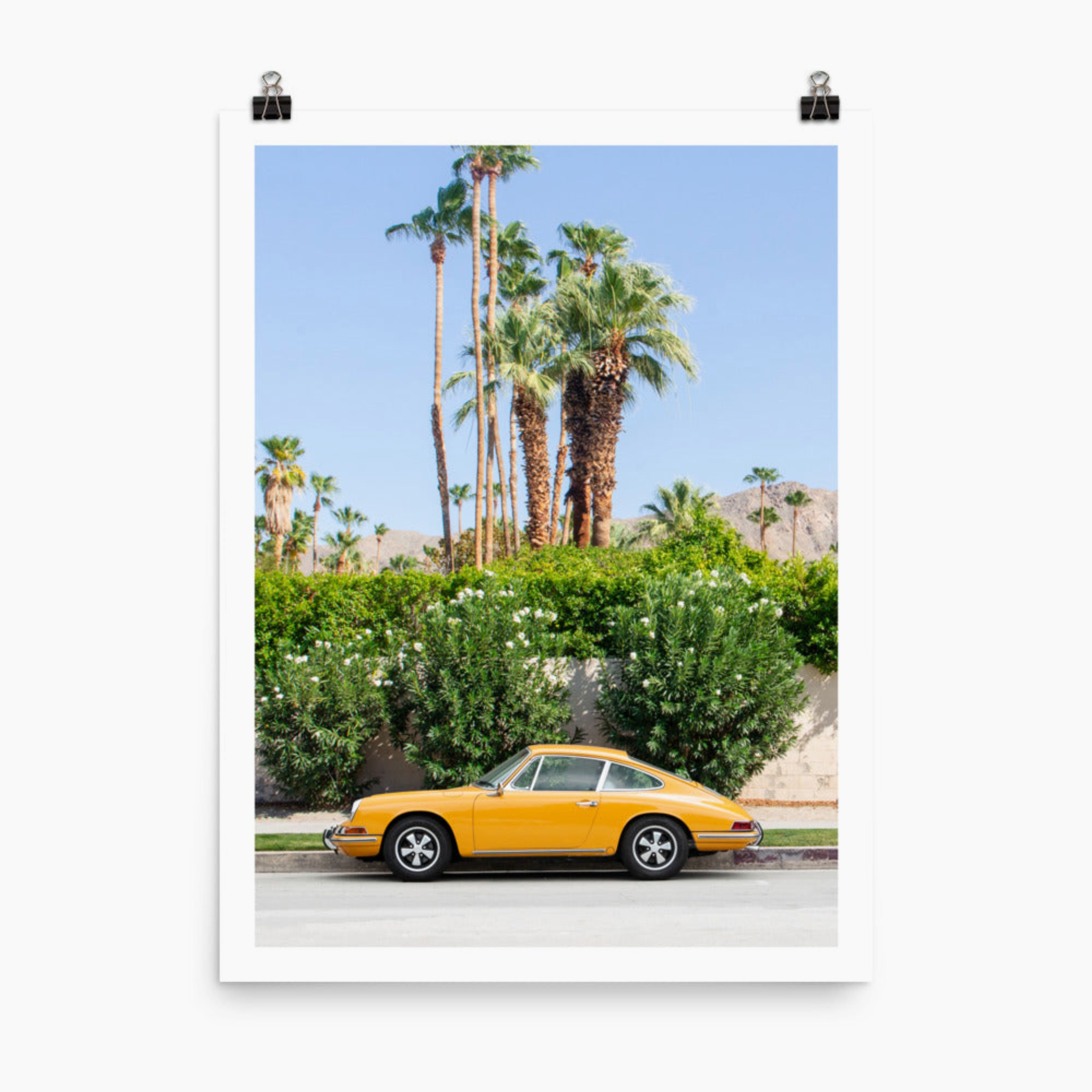 Vintage Porsche 911 in Palm Springs