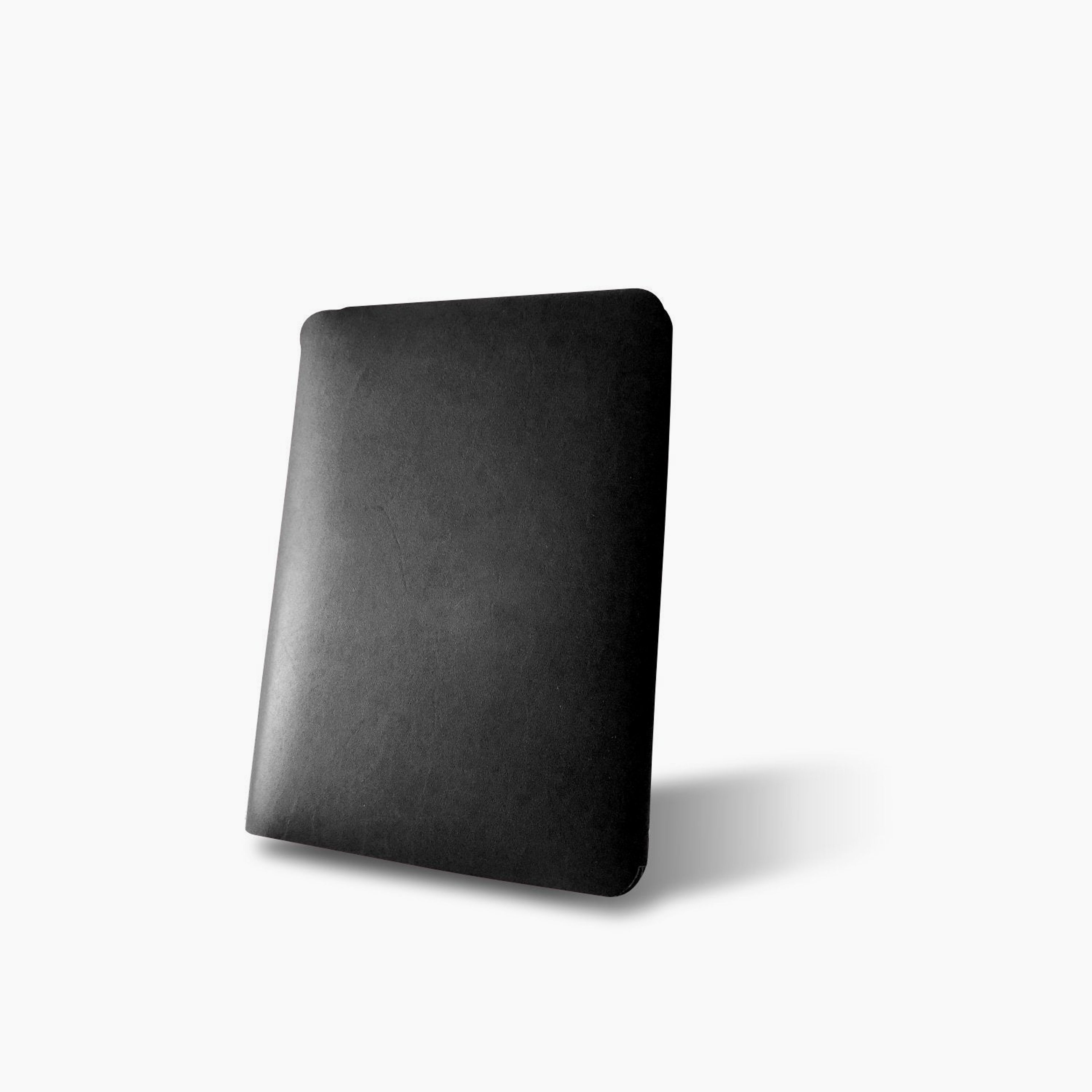 Left-Handed - Travel Cut - Refillable Leather Folio