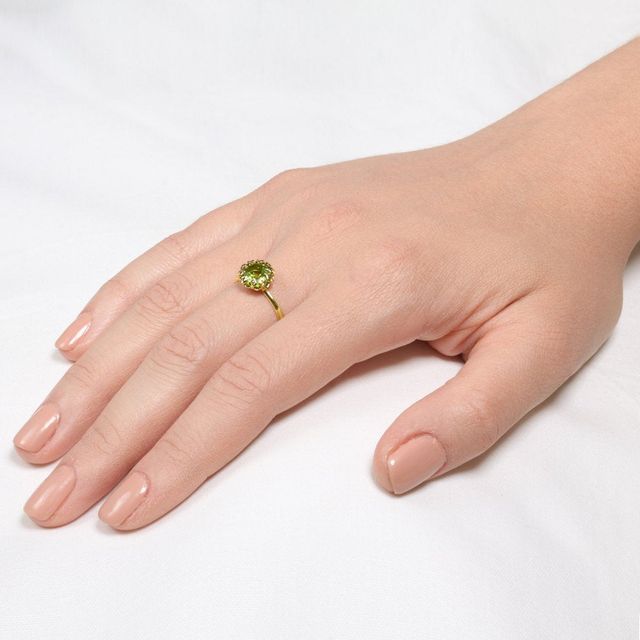 Crown Peridot Gold Ring