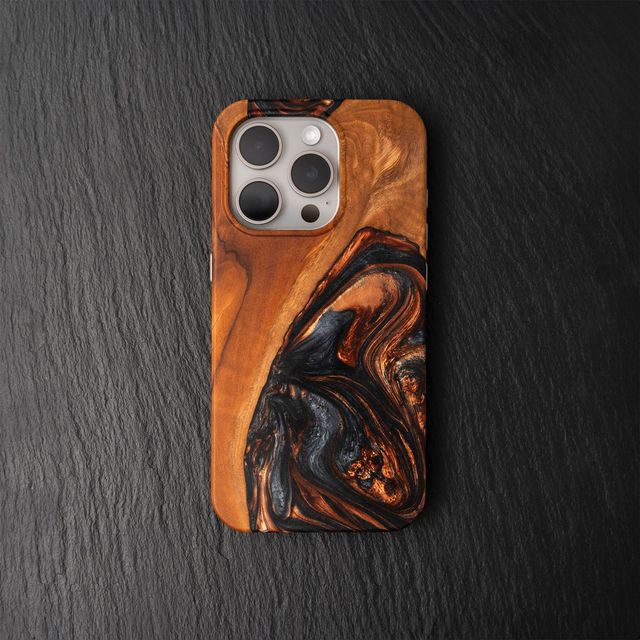 Carved Founders Edition Live Edge Case - iPhone 15 Pro (Elysium, 005)