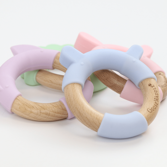 Mint Lion Circle Lion Head Teether Silicone + Wood Teether