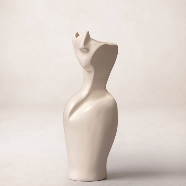 The Face Vase