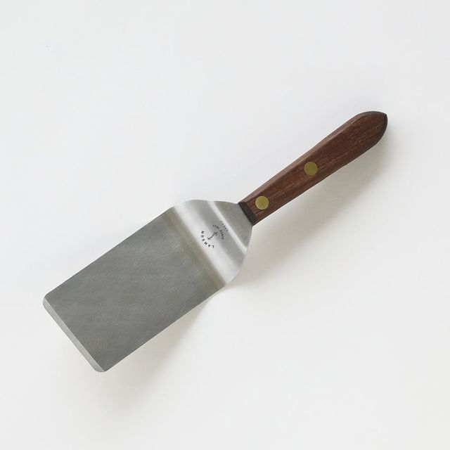 2.5" x 4" Easy-Entry Turner With Walnut Handle