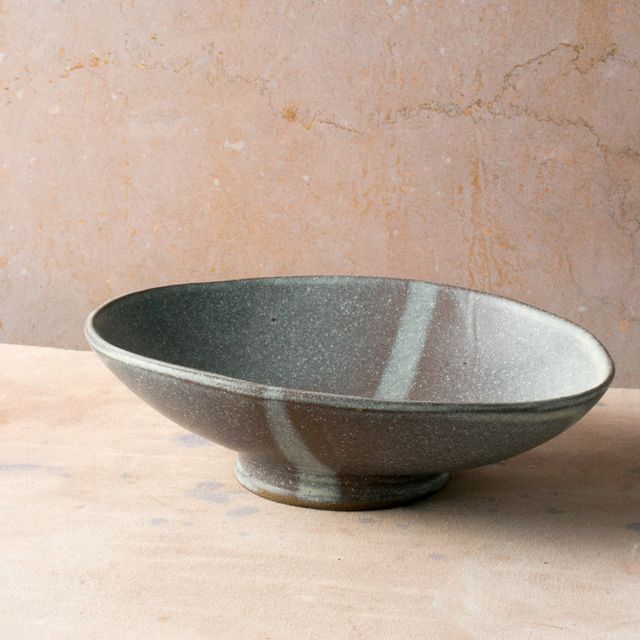 Wander Footed Oval Server