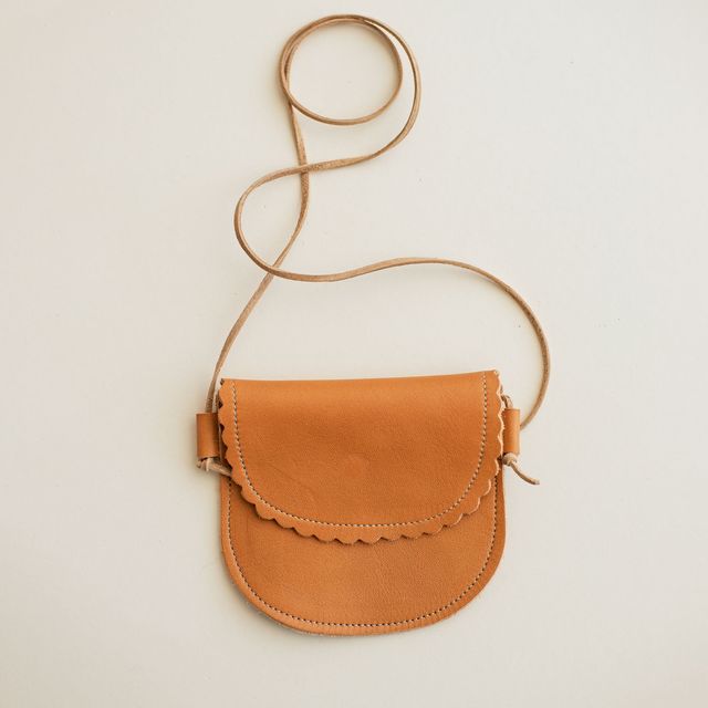 Scalloped Toddler Leather Purse in Ginger