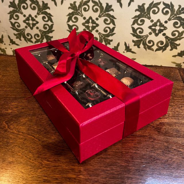 Valentine's 2024 Gift Box