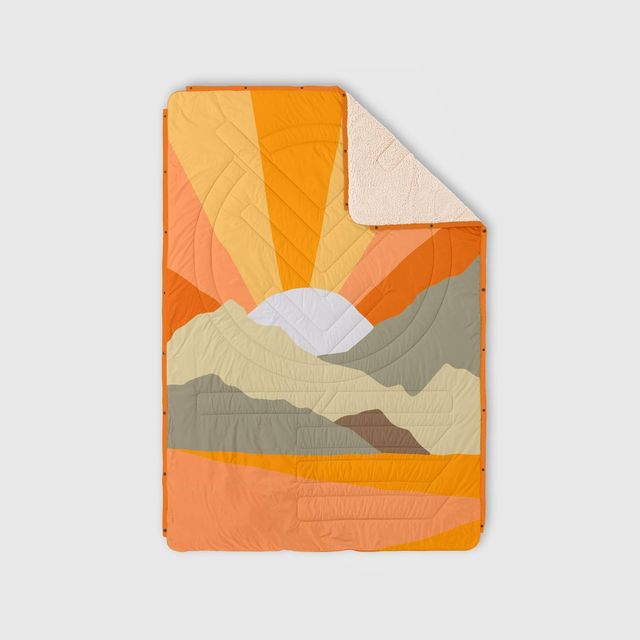 VOITED CloudTouch Indoor/Outdoor Camping Blanket - Sunscape