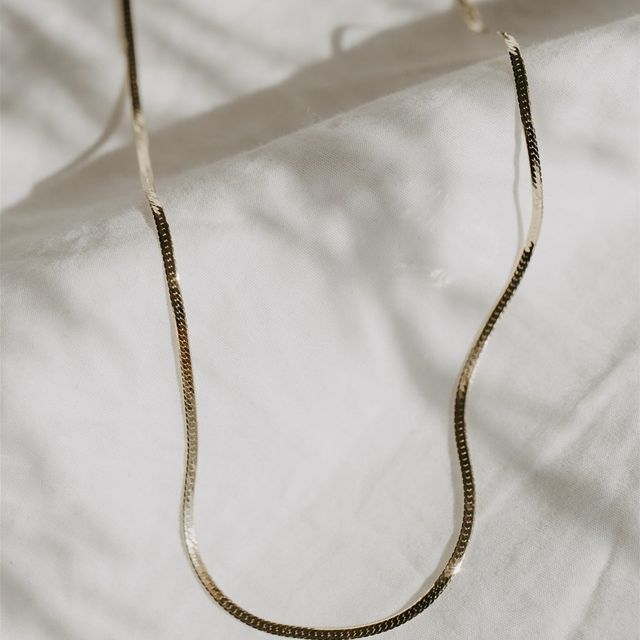 The Thin Herringbone Necklace