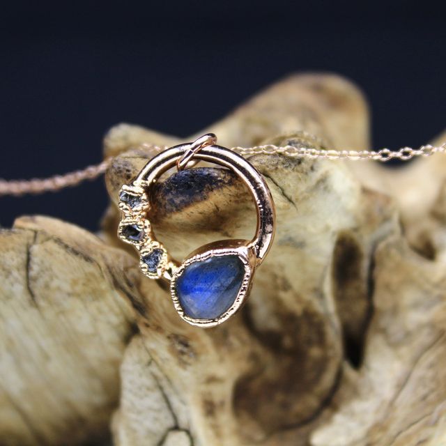 HORIZON - Labradorite & Diamond Necklace In Vermeil Rose Gold