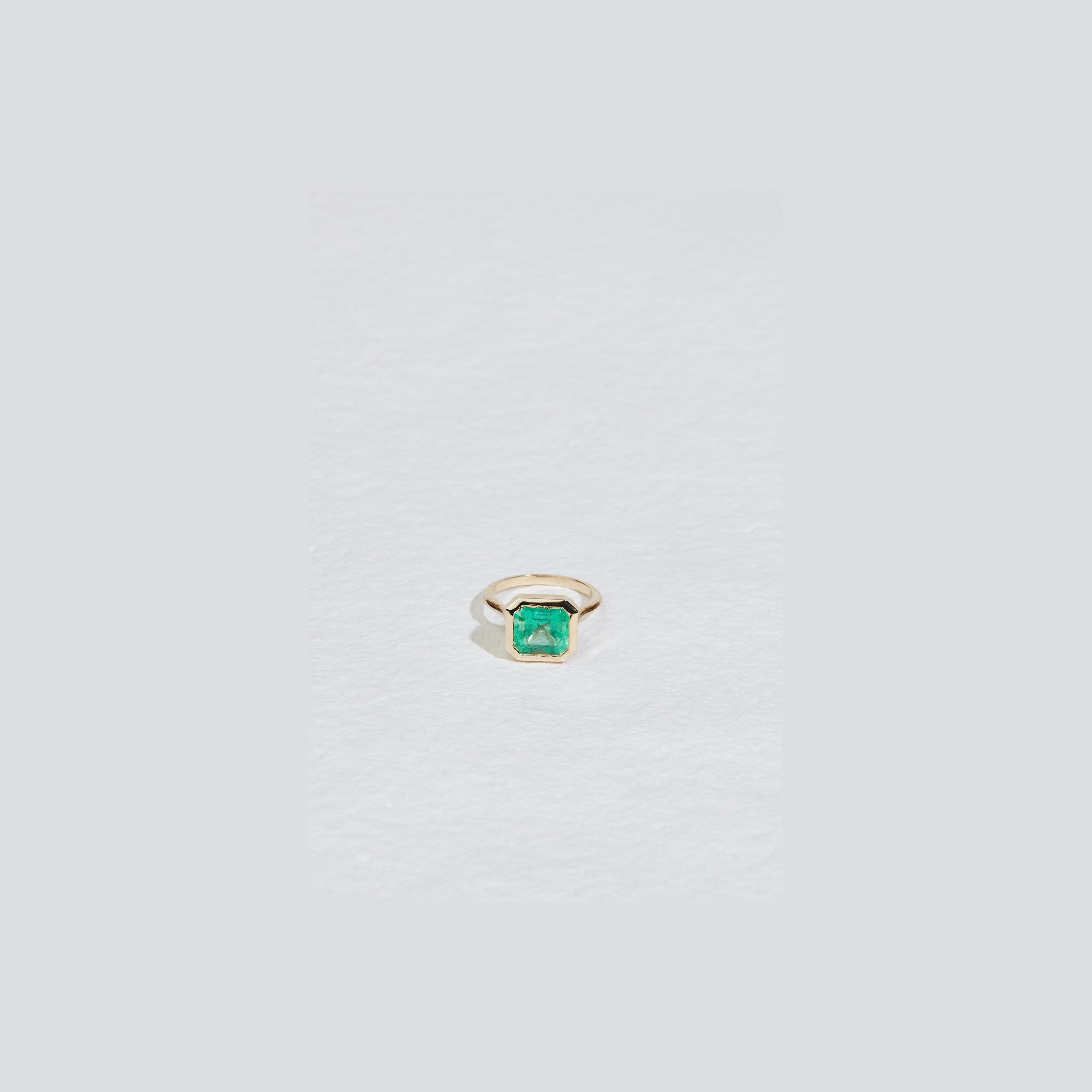 Jp Open Bezel Set Colombian Emerald Ring