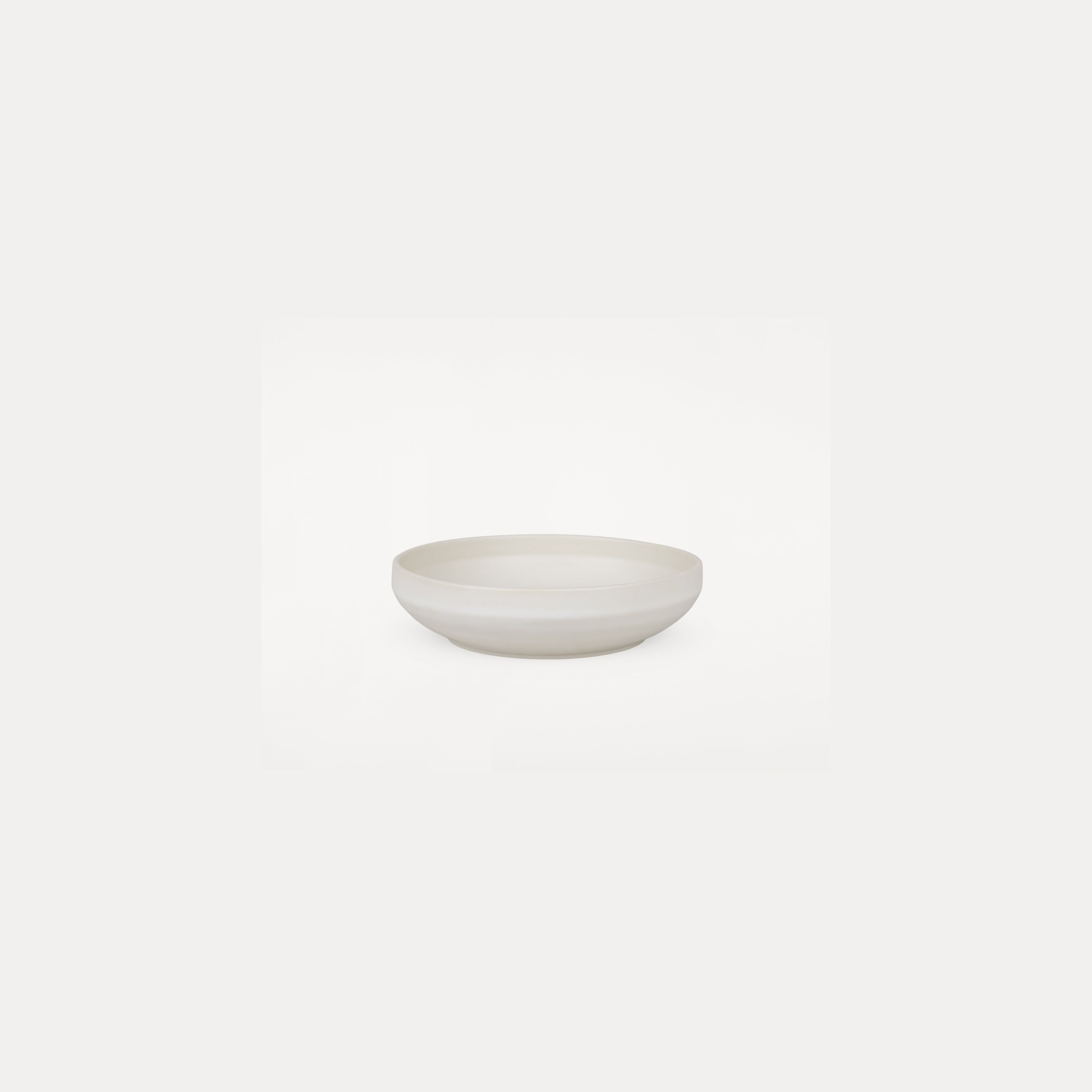Otto Ceramic Shallow Bowl | Natural | Medium