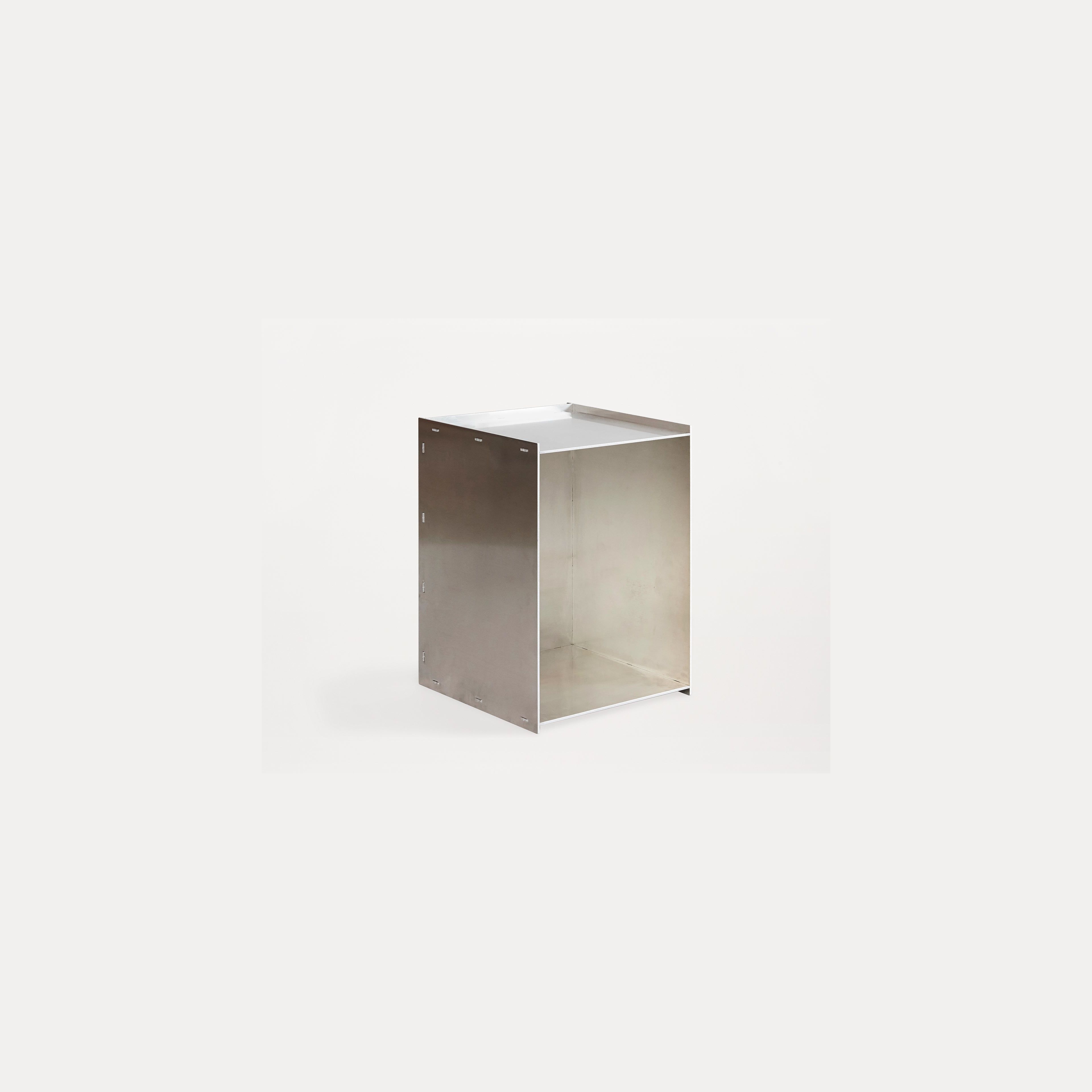 Rivet Box Table | Aluminum