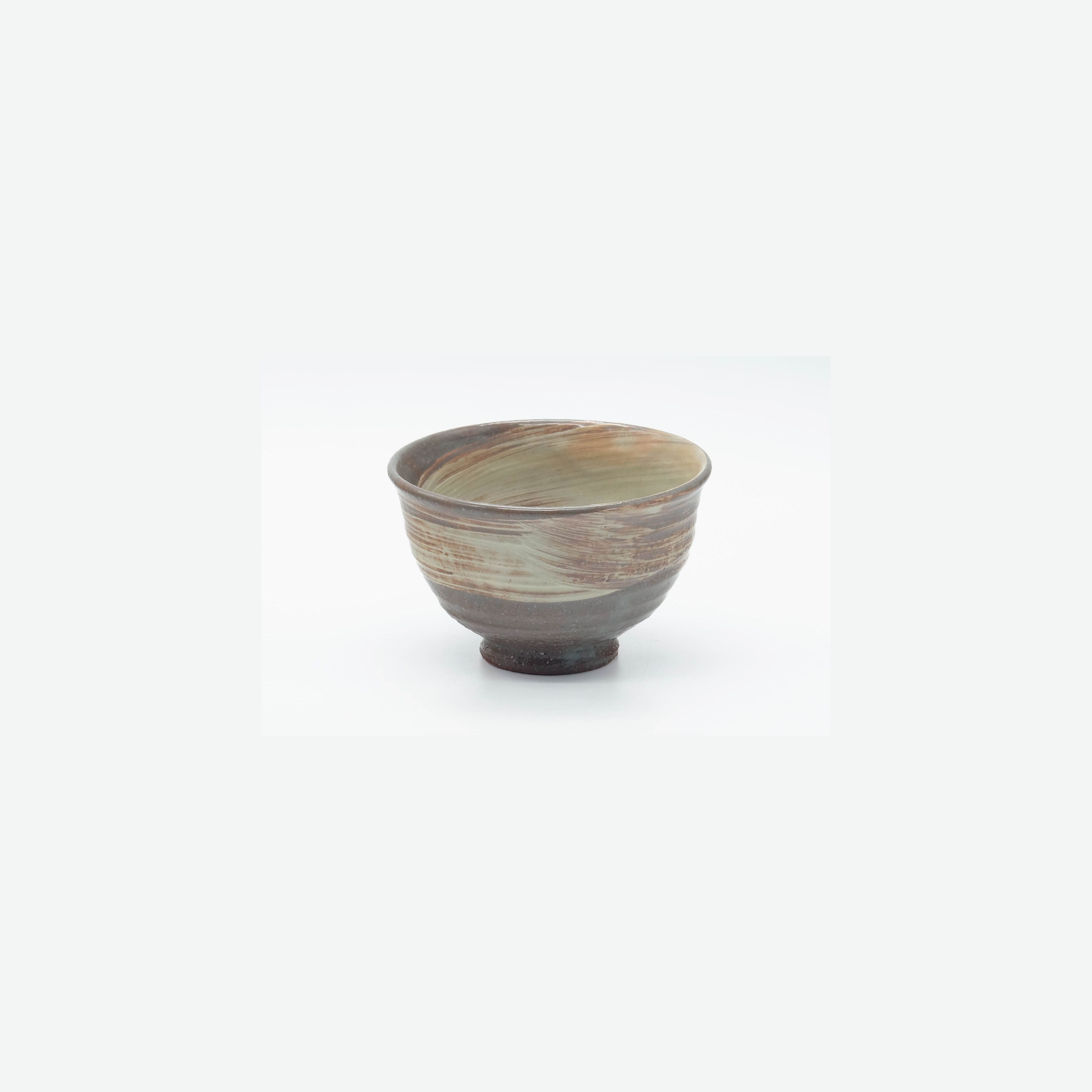 Japanese Matcha Bowl - Beige White Brush Glazed Kiyomizu Chawan - 425ml