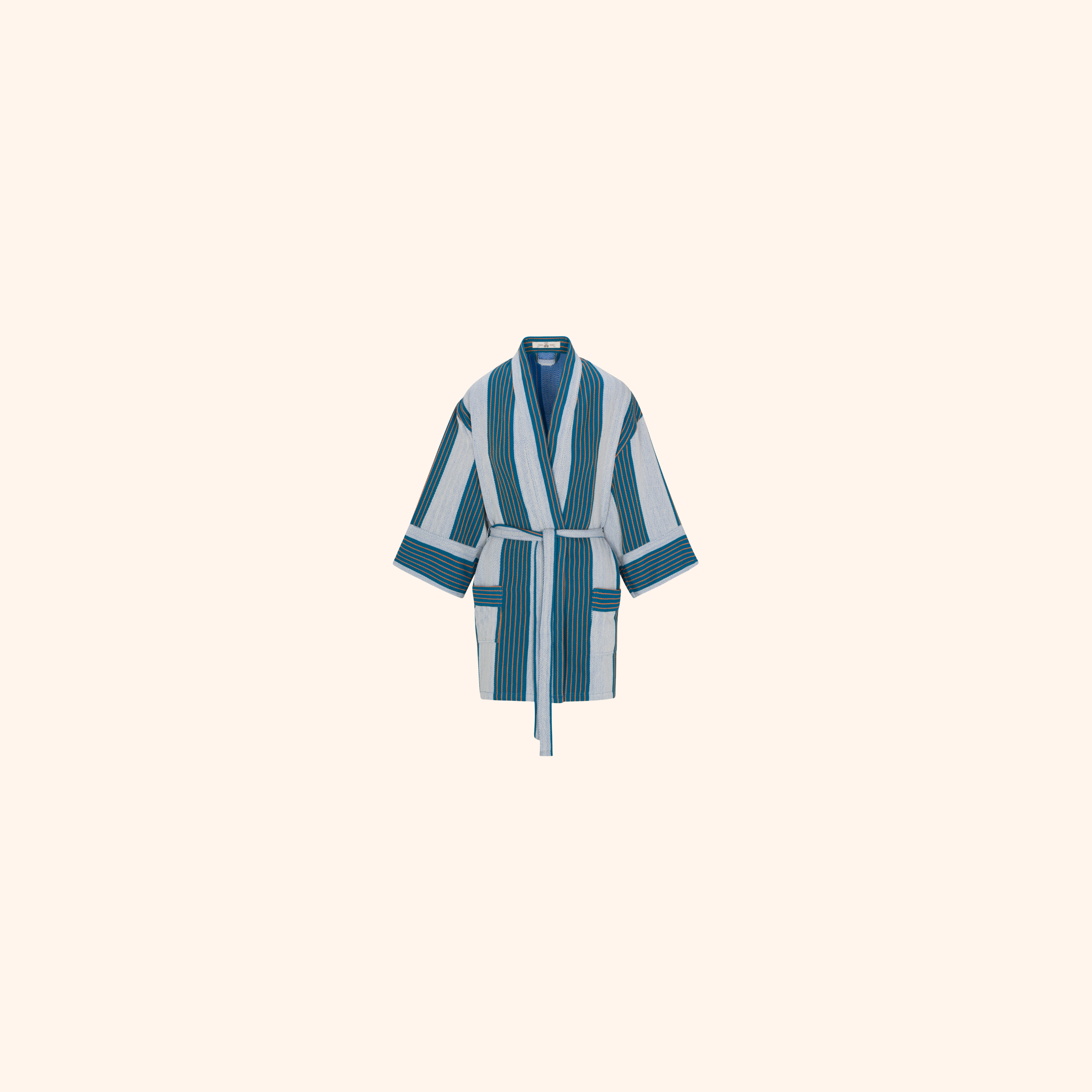Fidan Kisa-Cut Robe