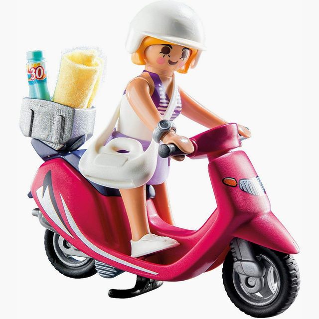 Beachgoer with Scooter Building Set